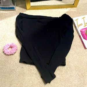Black xs over the shoulder long sleeve crop top